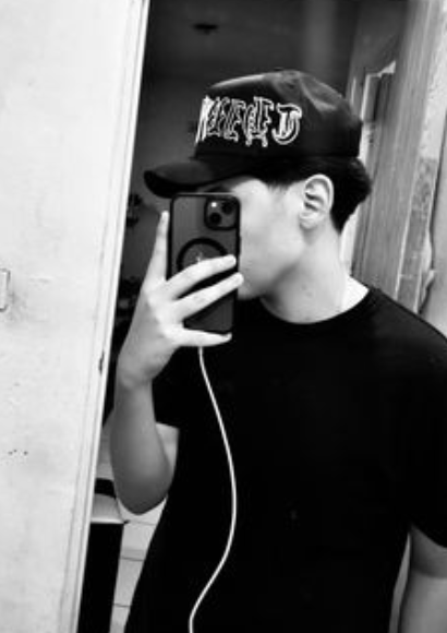 Luis A<em>.</em>